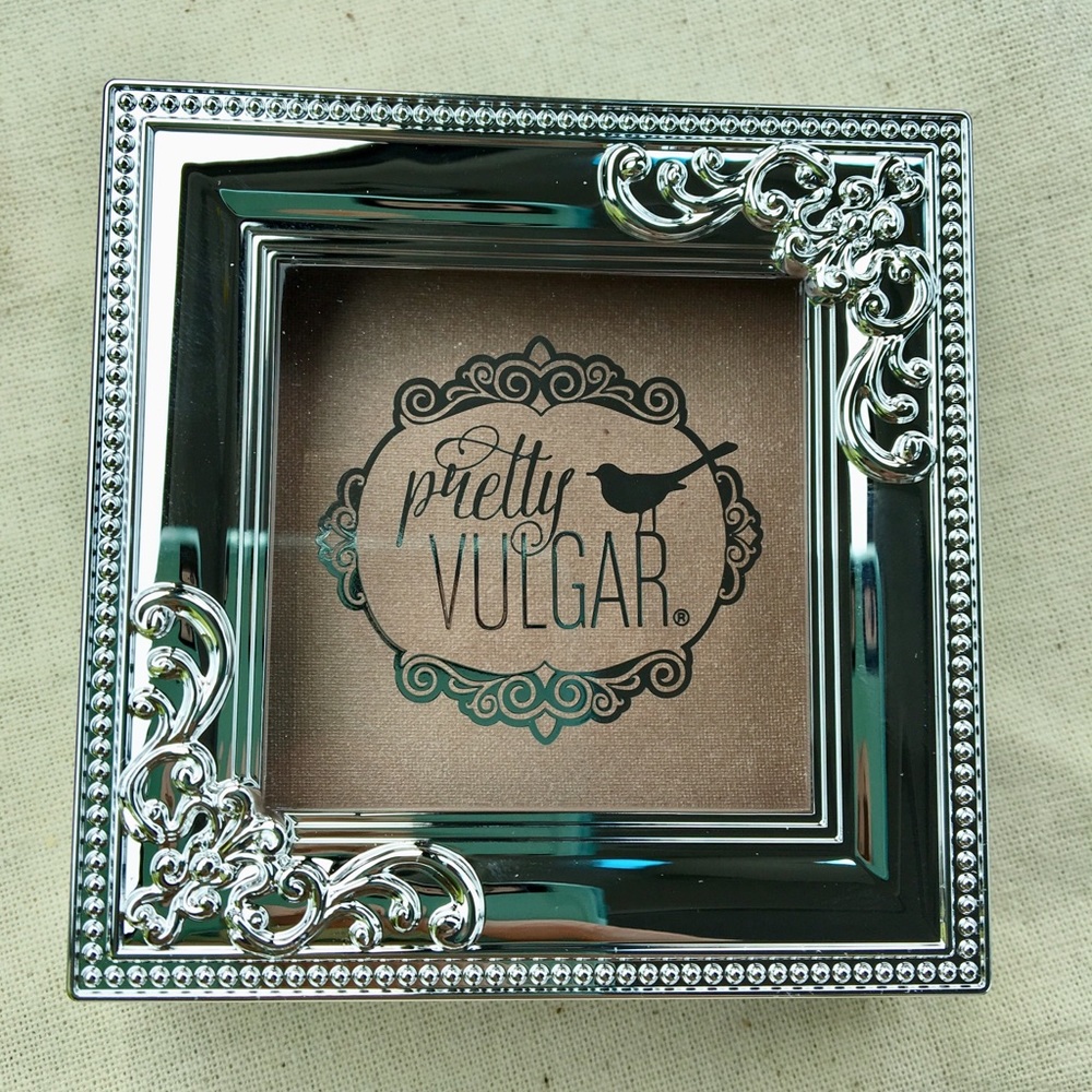New! Pretty Vulgar full size highlighter shimmer